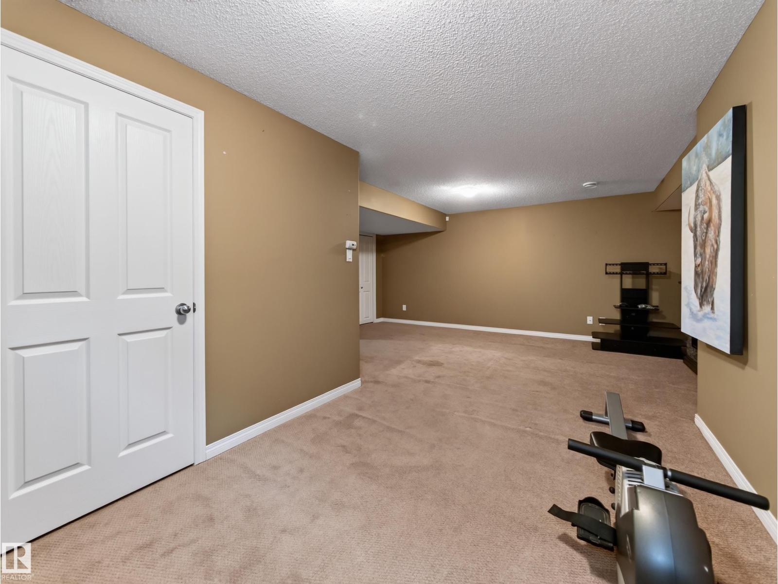 460 CHARLOTTE CR - 43