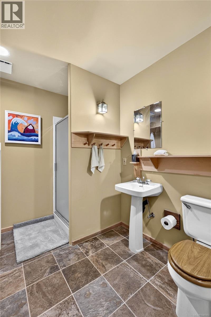 521 Beddis Rd - 19
