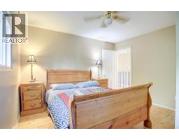 Bedroom - 3525 Mckellar Road, West Kelowna, BC V4T1W1 Photo 16