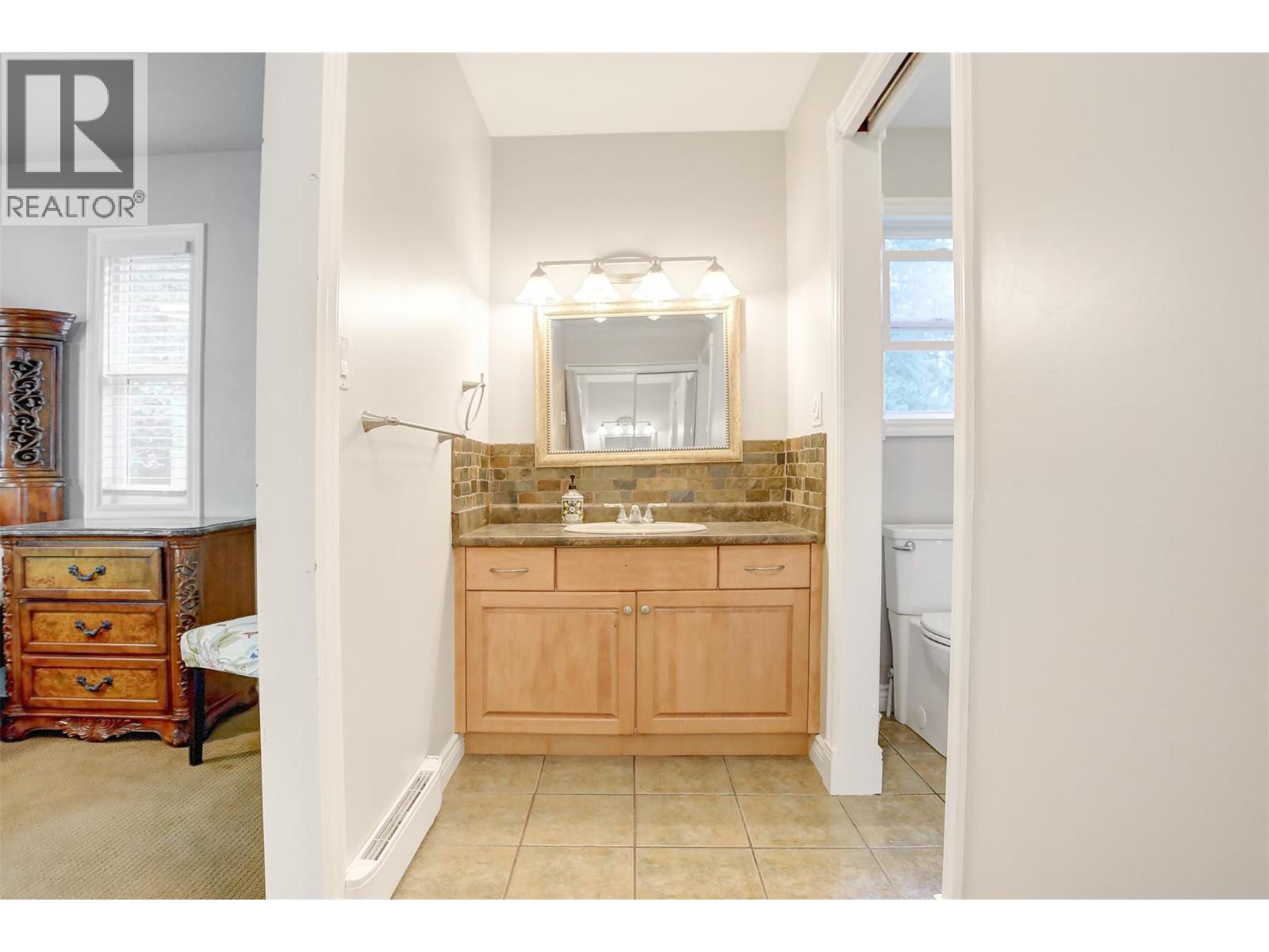 3525 McKellar Road - 17