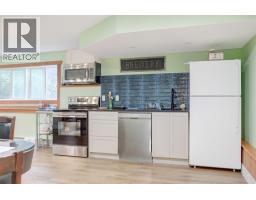 Primary Bedroom - 3525 Mckellar Road, West Kelowna, BC V4T1W1 Photo 18