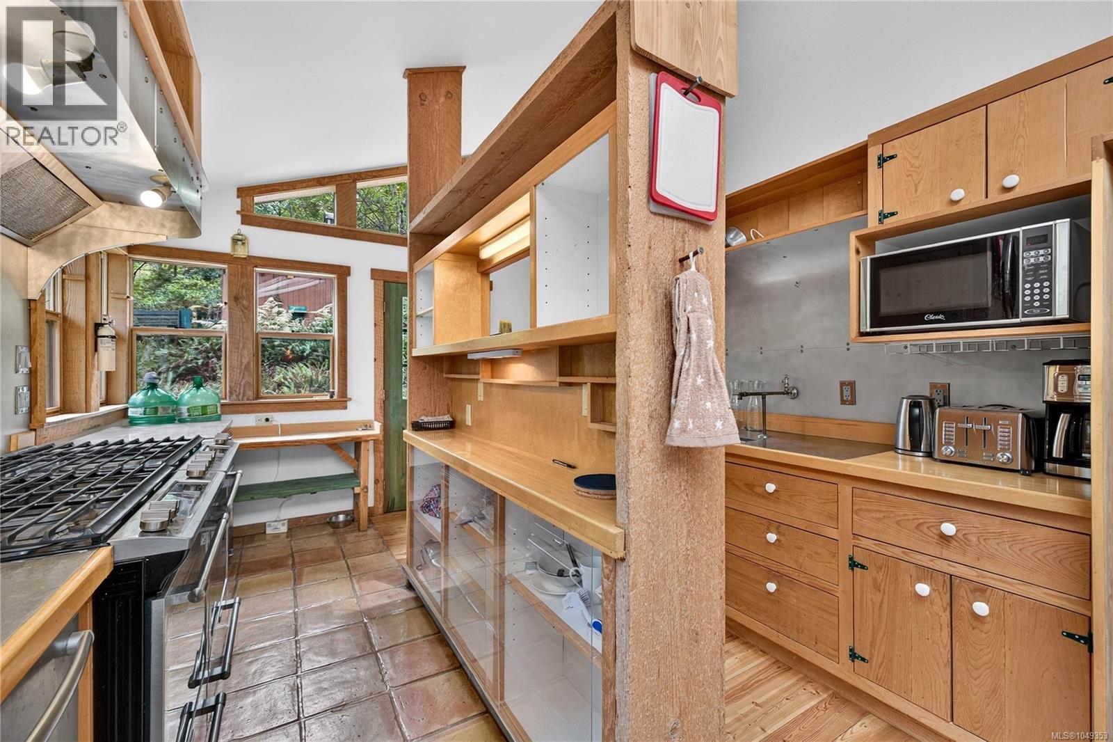 521 Beddis Rd - Image 14