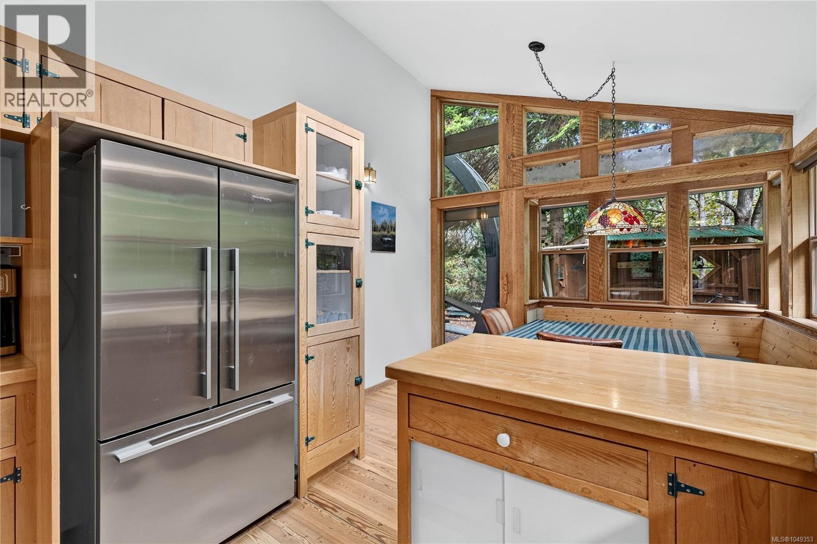 521 Beddis Rd - Image 15