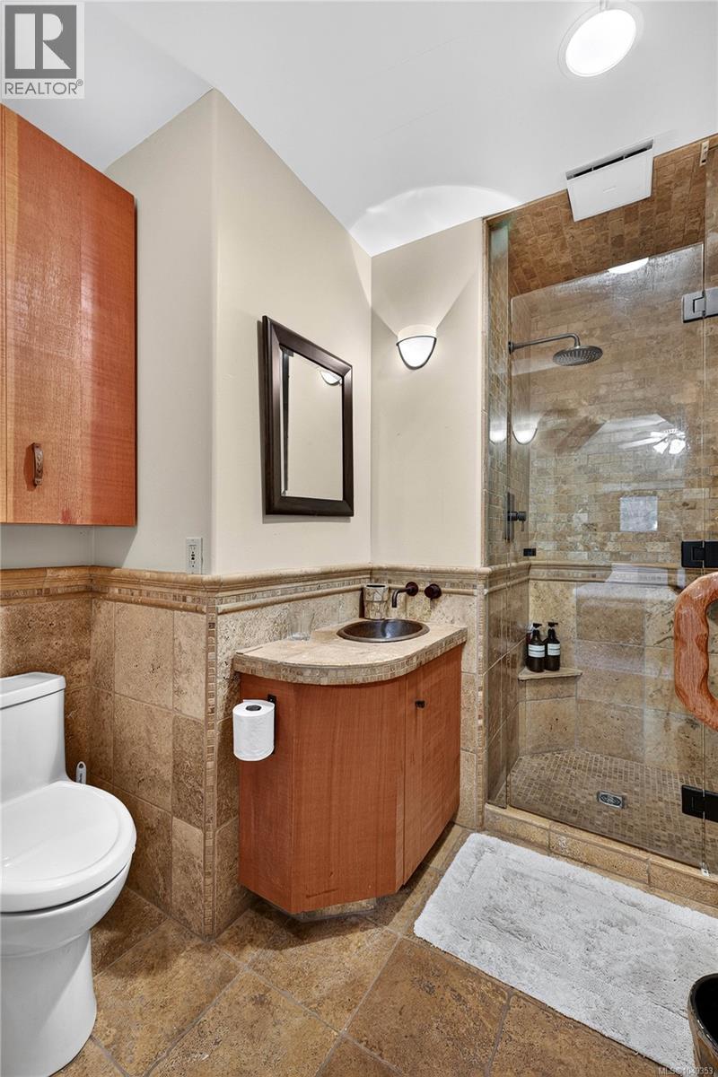 521 Beddis Rd - 32