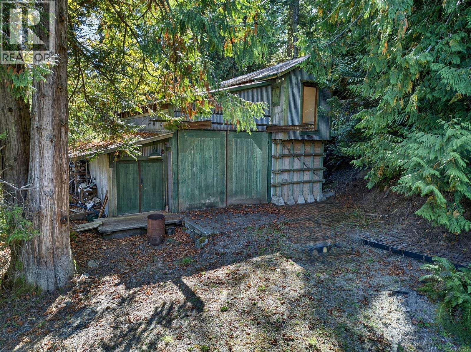 521 Beddis Rd - 50