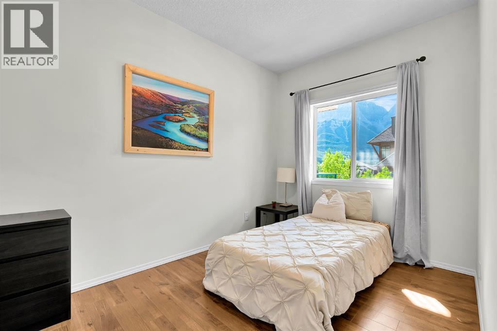 201, 176 Kananaskis Way photo 6