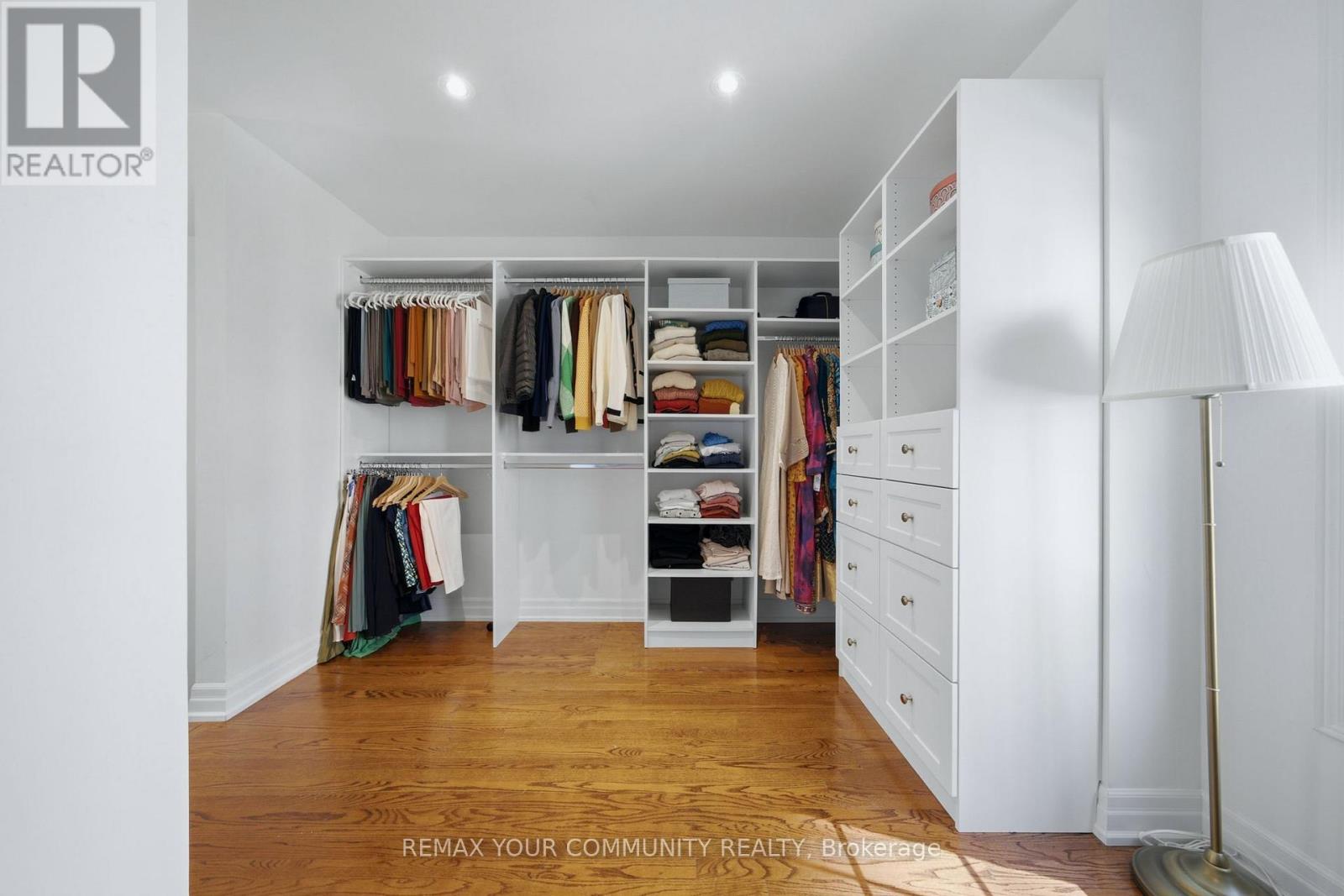 #3 180 MANITOBA STREET - 24