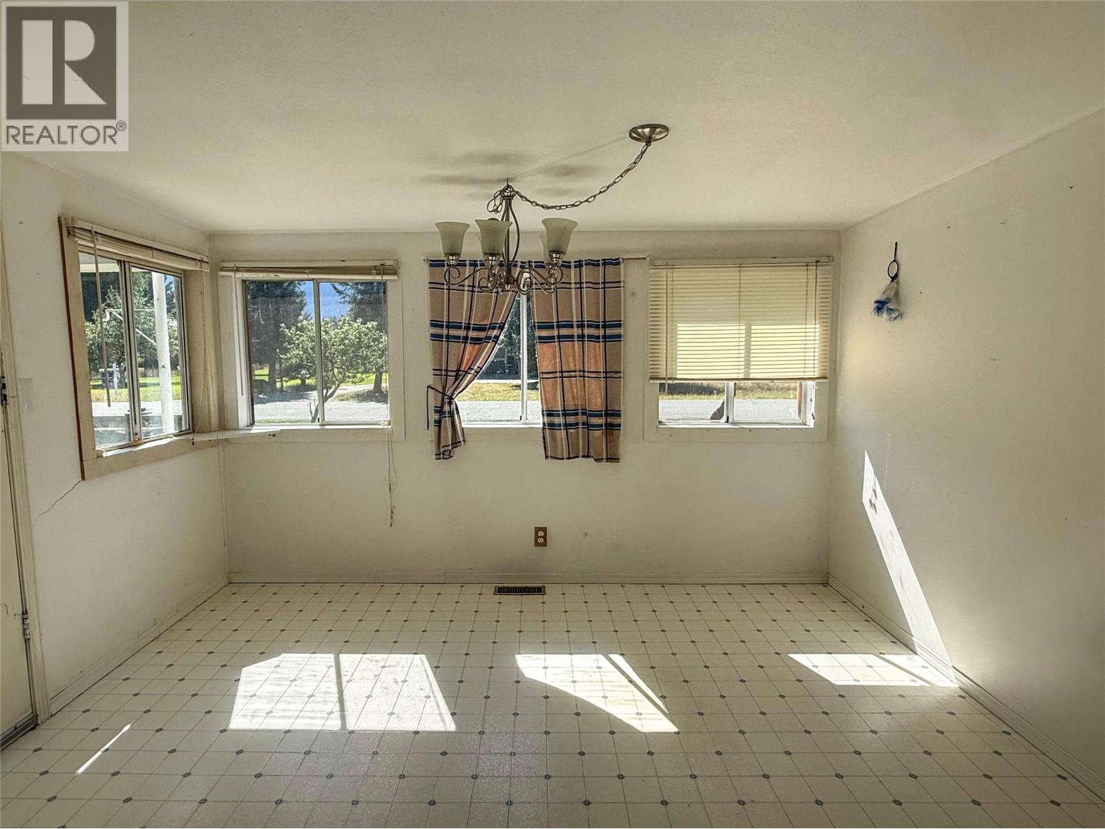 #8 7105 North Fork Road - Image 13