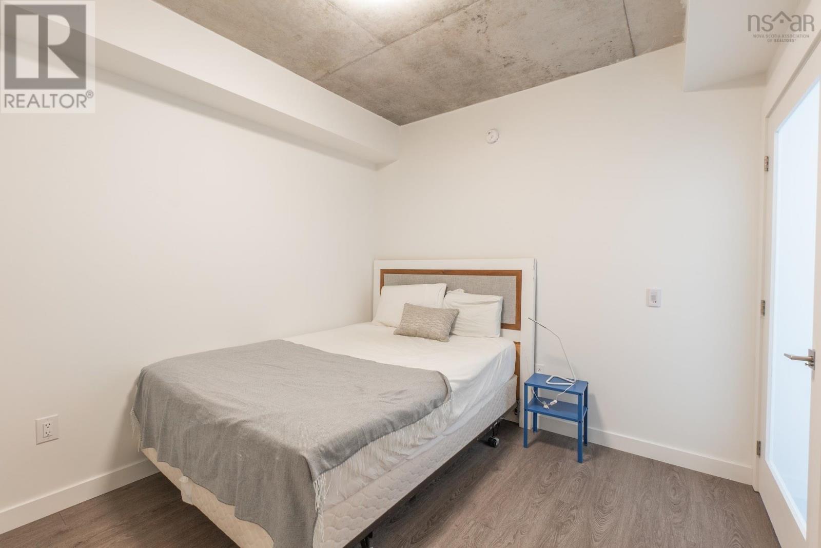 #404 5684 West Street - 14