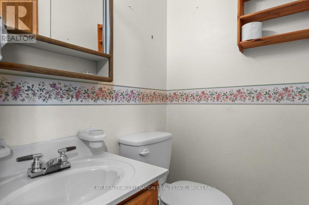26 OAK LANE - 13