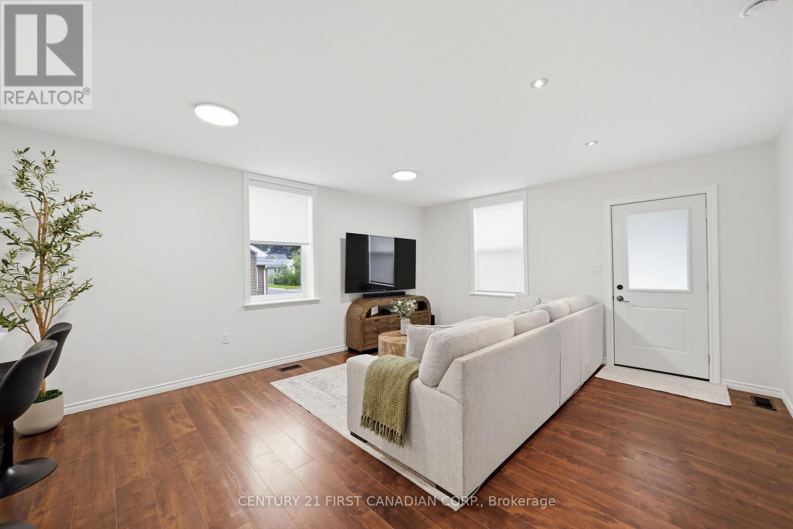 201 WATER STREET - 14