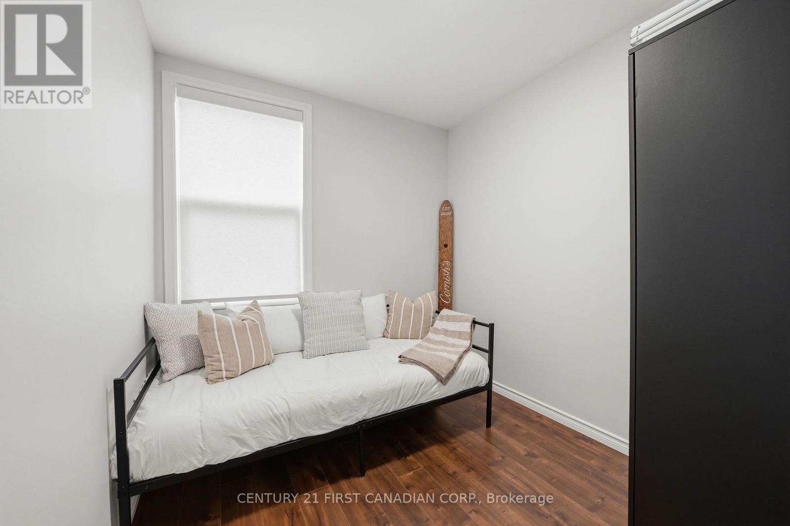 201 WATER STREET - Image 17