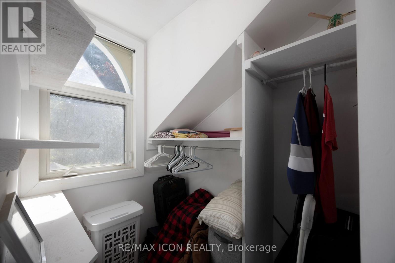 196 CAMERON STREET - 29