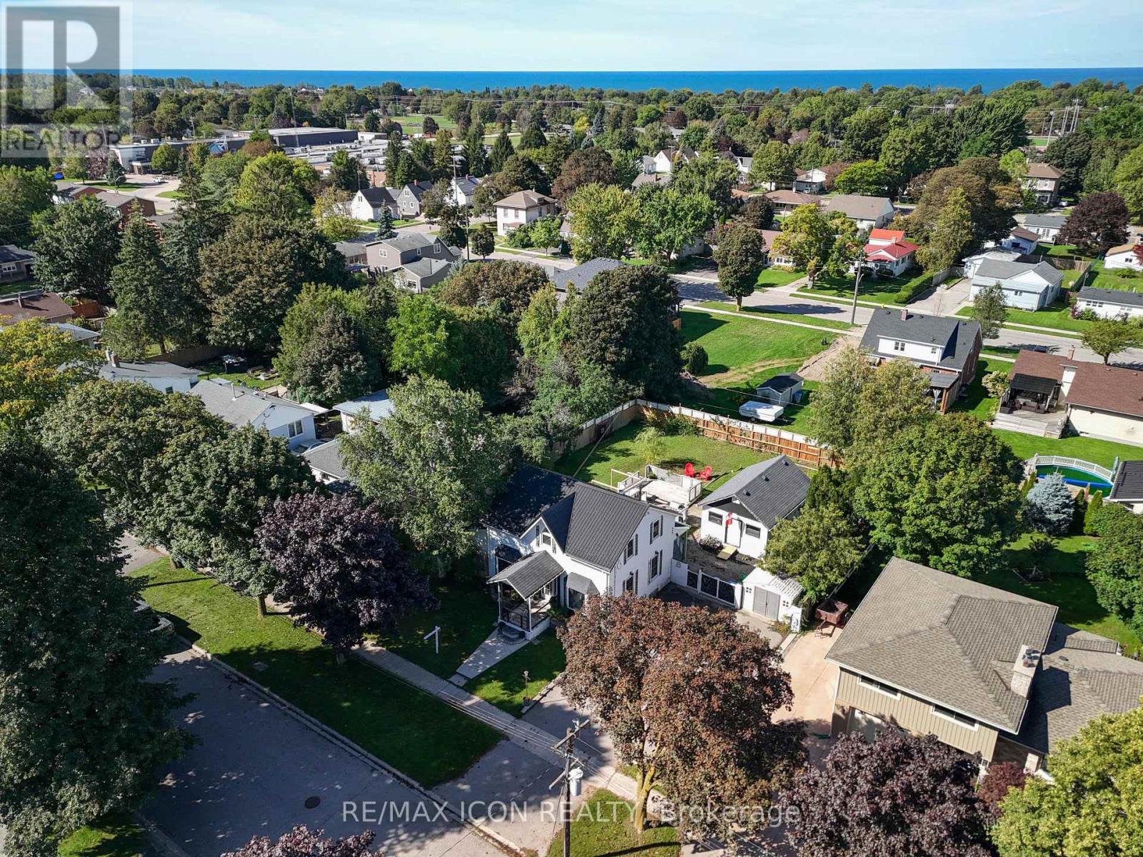 196 CAMERON STREET - 41