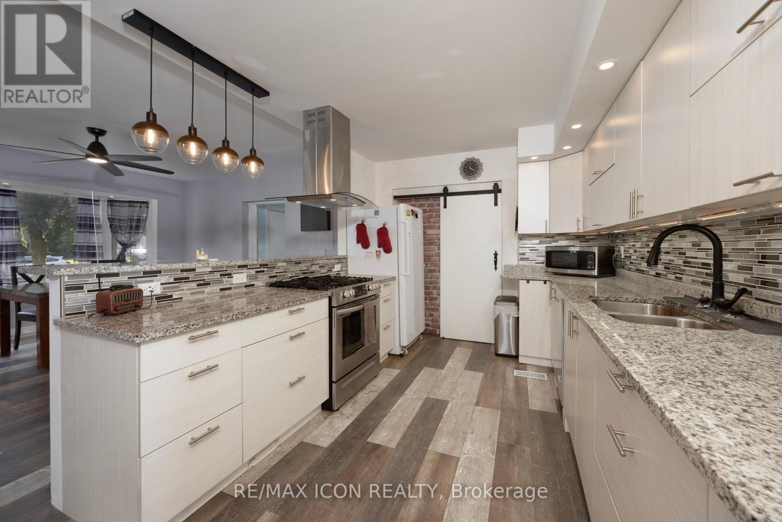 196 CAMERON STREET - 9