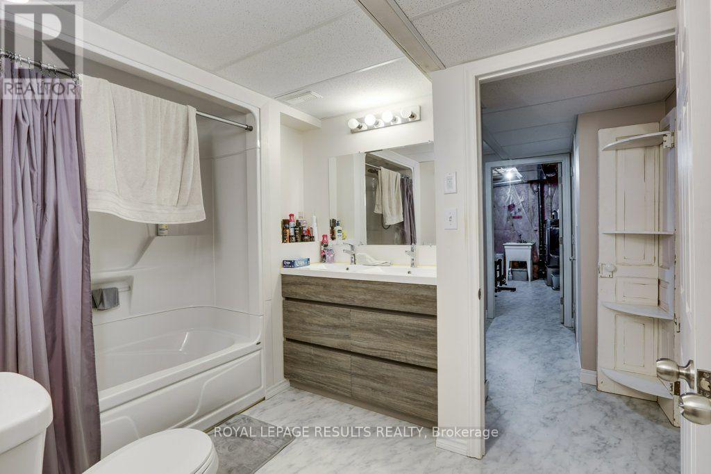 9232 EAST STREET - 38