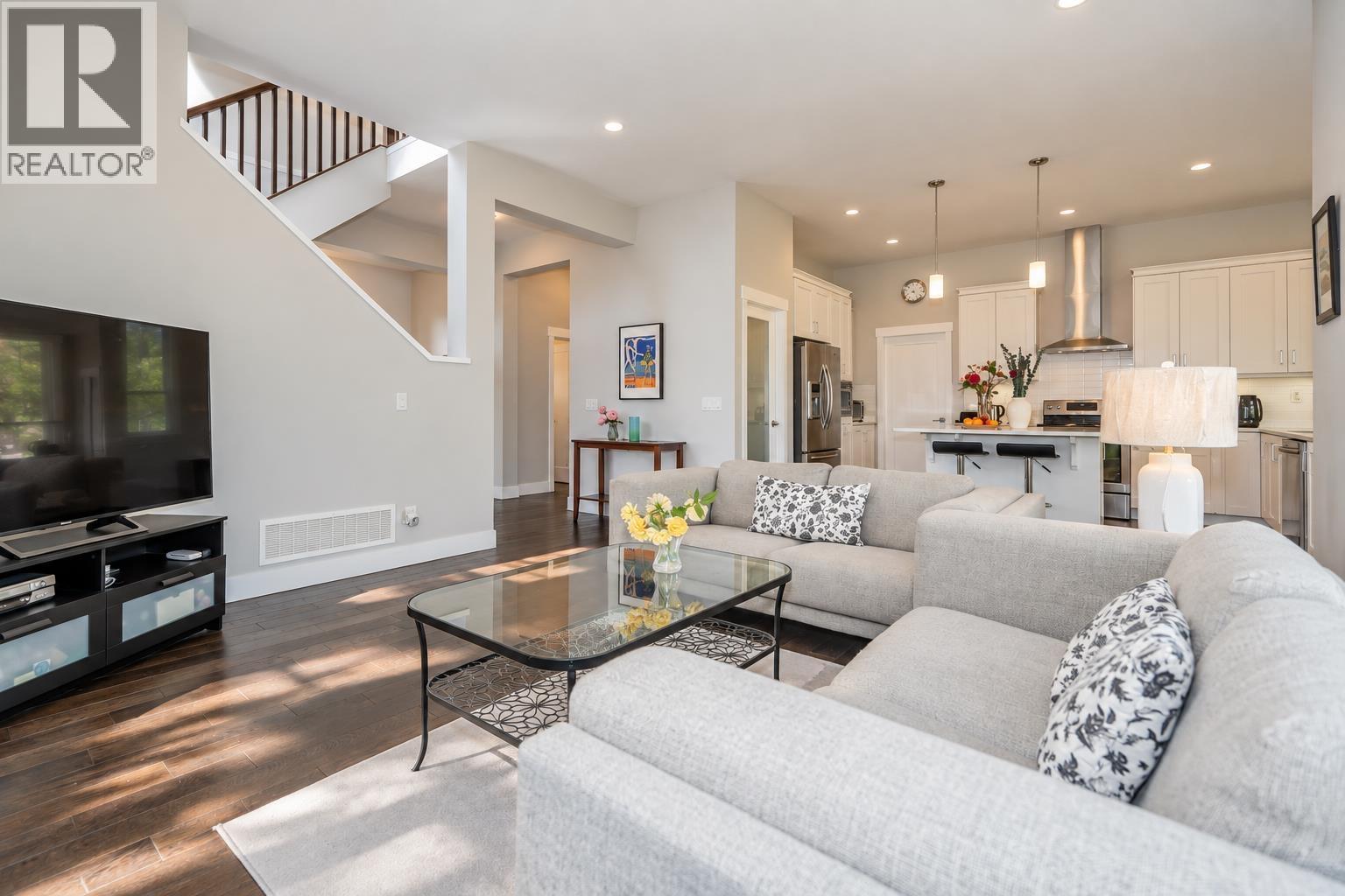 3511 PRINCETON AVENUE, Coquitlam — photo 9