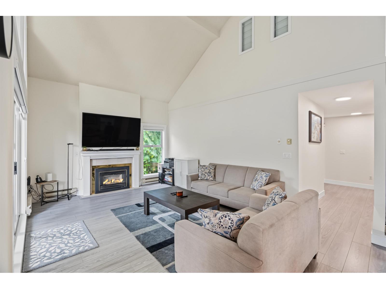 315 13918 72 AVENUE, Surrey — photo 2