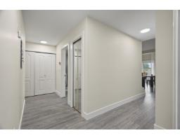 315 13918 72 Avenue, Surrey, BC V3W0T4 Photo 9