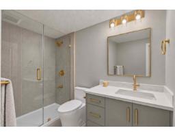 315 13918 72 Avenue, Surrey, BC V3W0T4 Photo 11