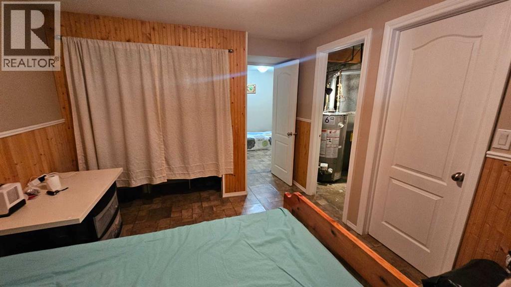5006 45 Street - Image 40
