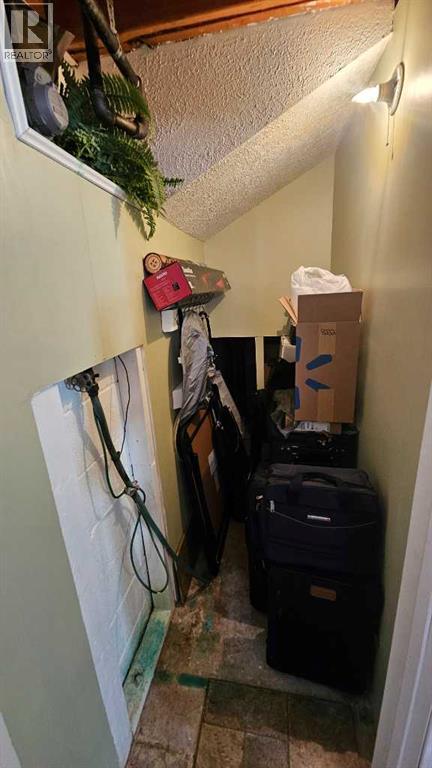 5006 45 Street - Image 34