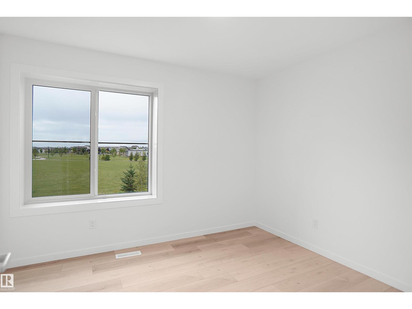 #18 3705 141 ST SW - 21