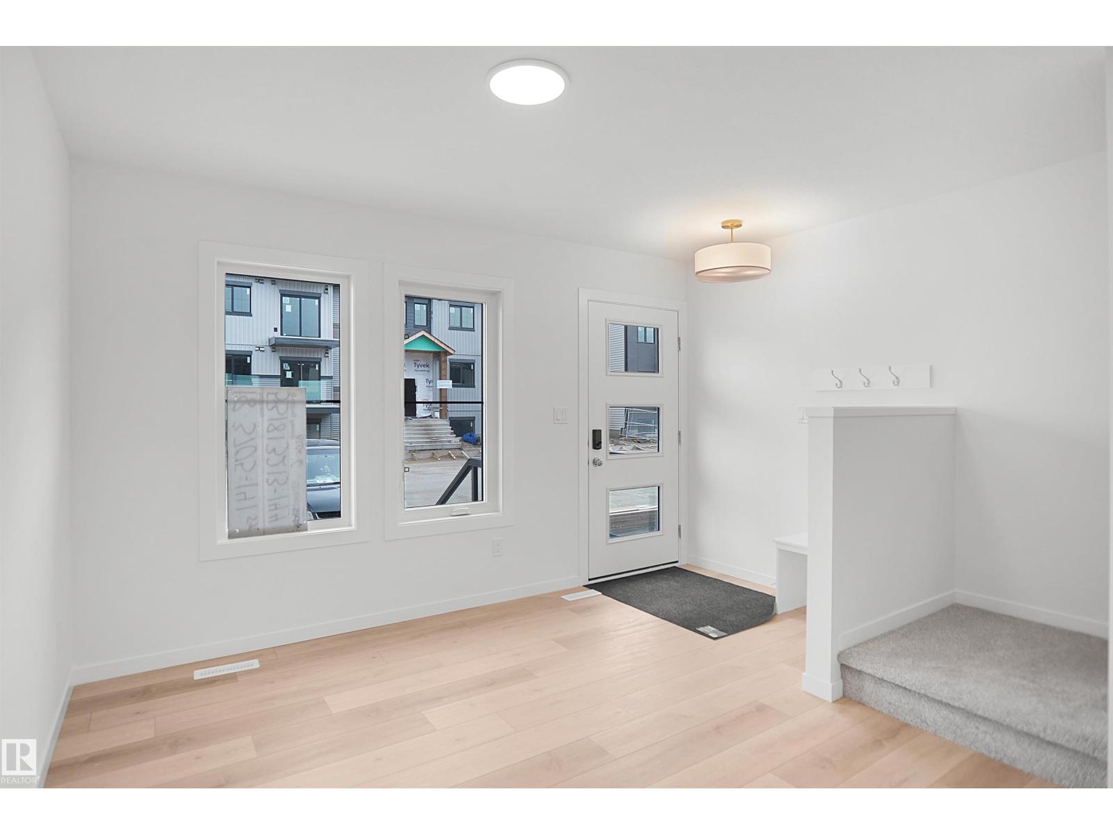 #18 3705 141 ST SW - 3