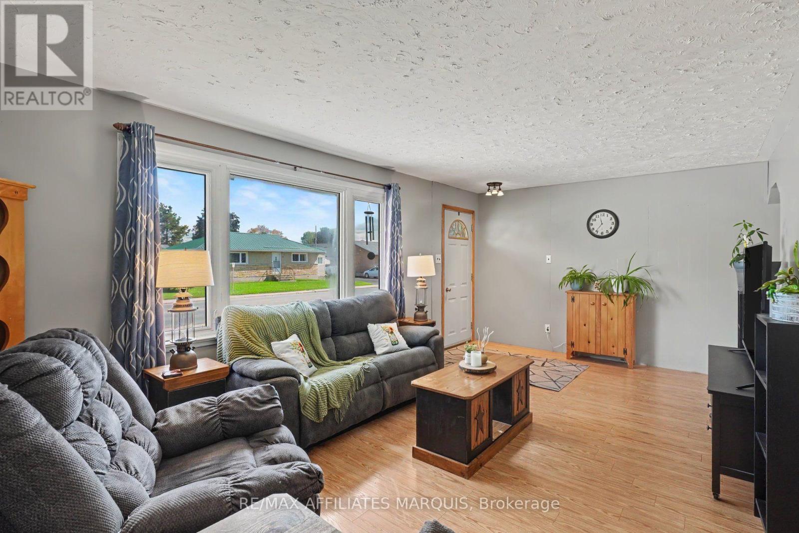 86 JASPER AVENUE - 5
