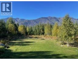 325 East Wilson Creek  E Road, Rosebery, BC V0G1S1 Photo 18
