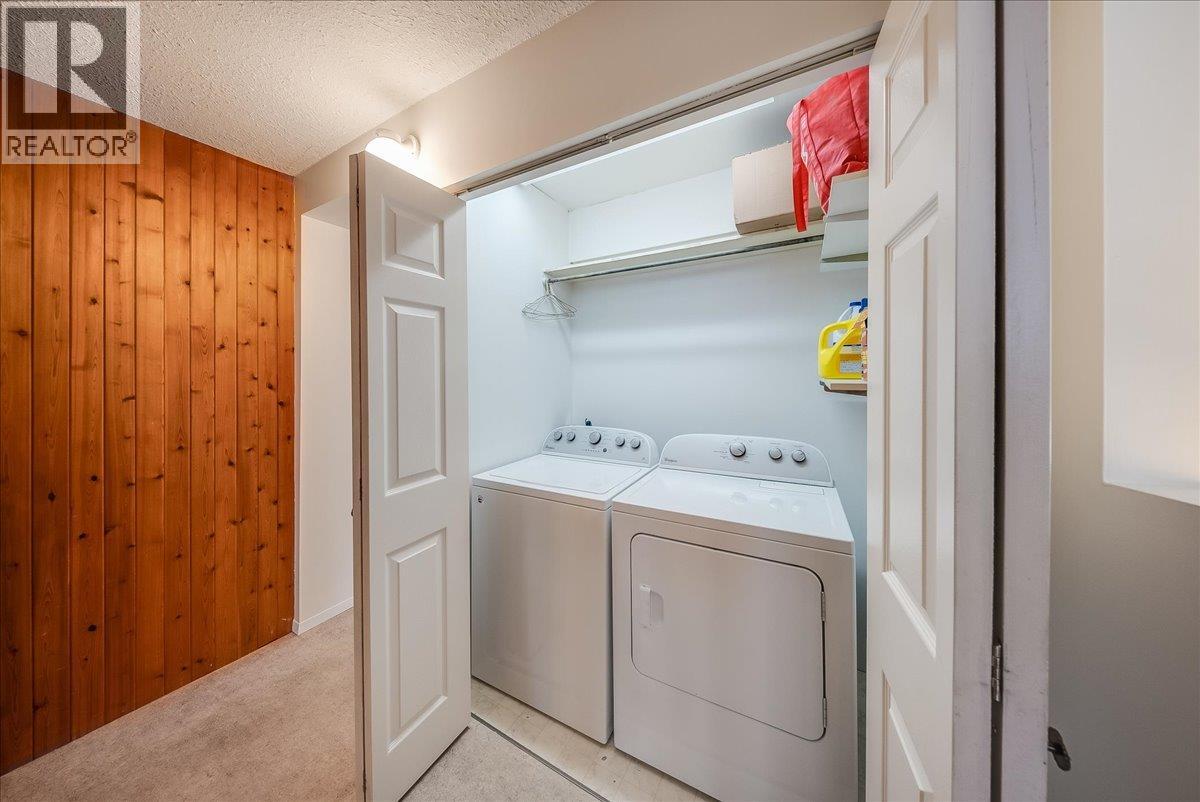 2038 Sixth Avenue, Trail