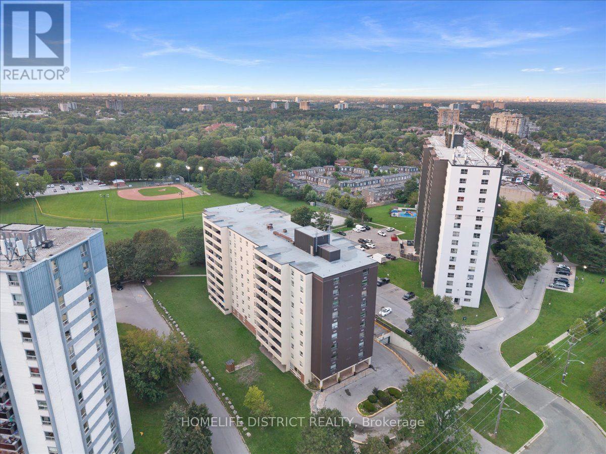 #404 3420 EGLINTON AVENUE E - Image 31
