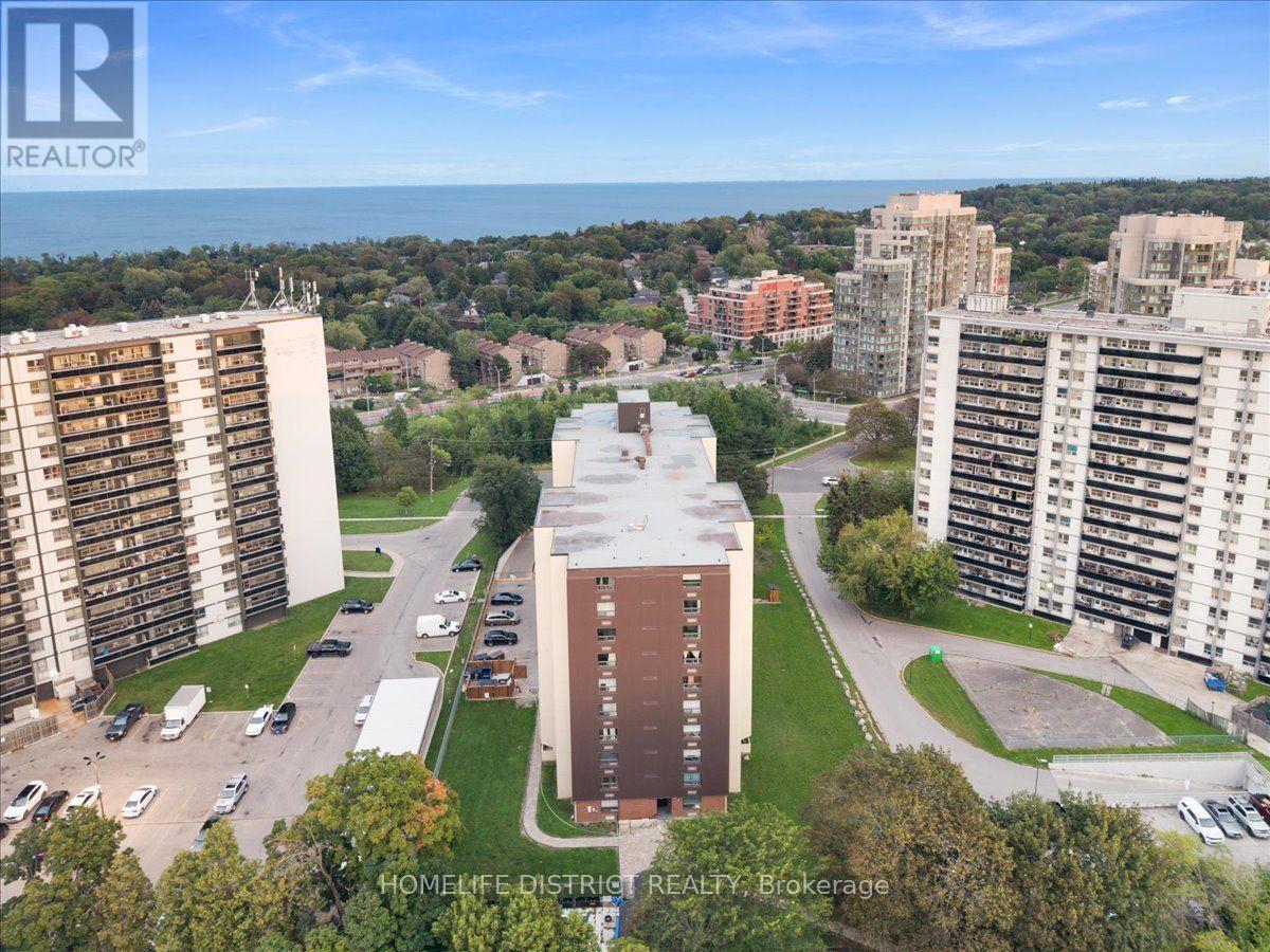 #404 3420 EGLINTON AVENUE E - Image 34