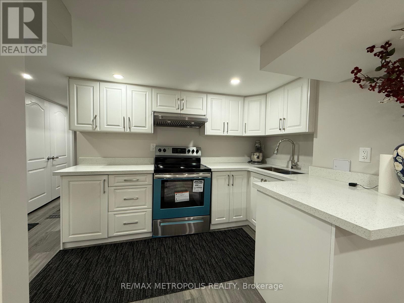 BSMT - 204 MONTGOMERY AVENUE, Whitby (Brooklin) — photo 6