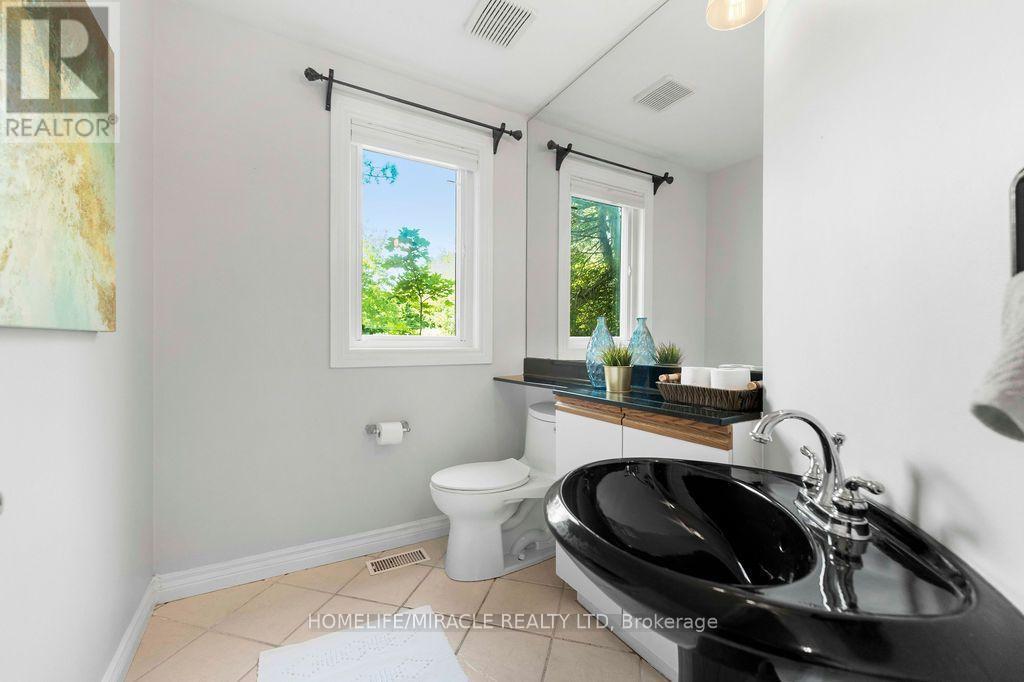 987 COPPERFIELD DRIVE - Image 19