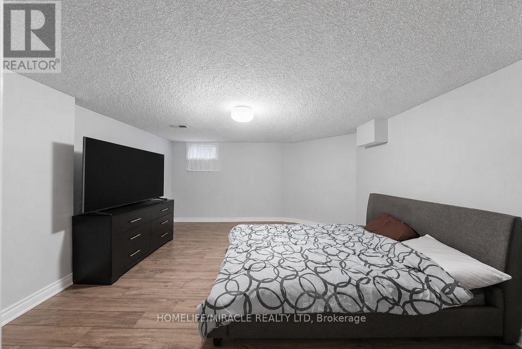 987 COPPERFIELD DRIVE - Image 44