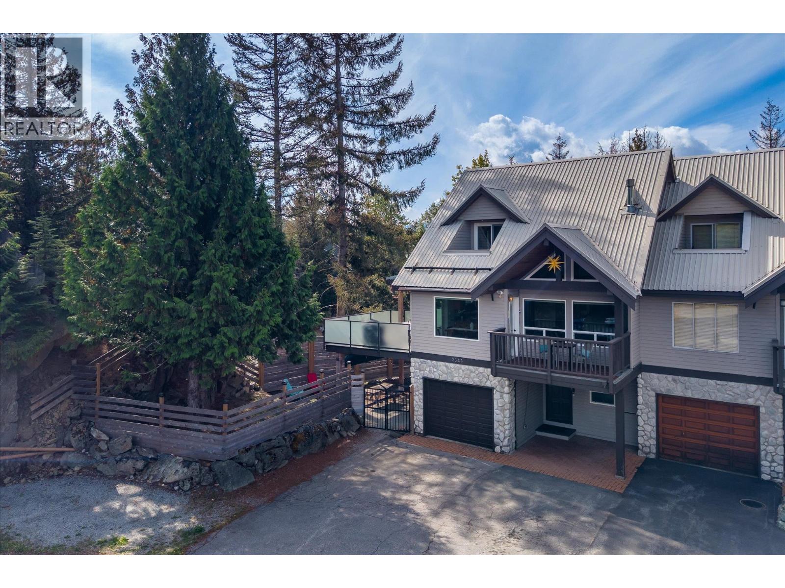 2323 ASPEN COURT, Whistler — photo 2