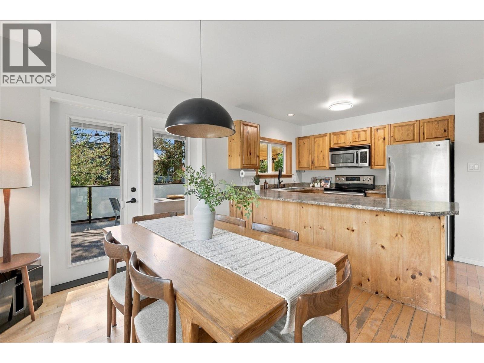 2323 ASPEN COURT, Whistler — photo 8