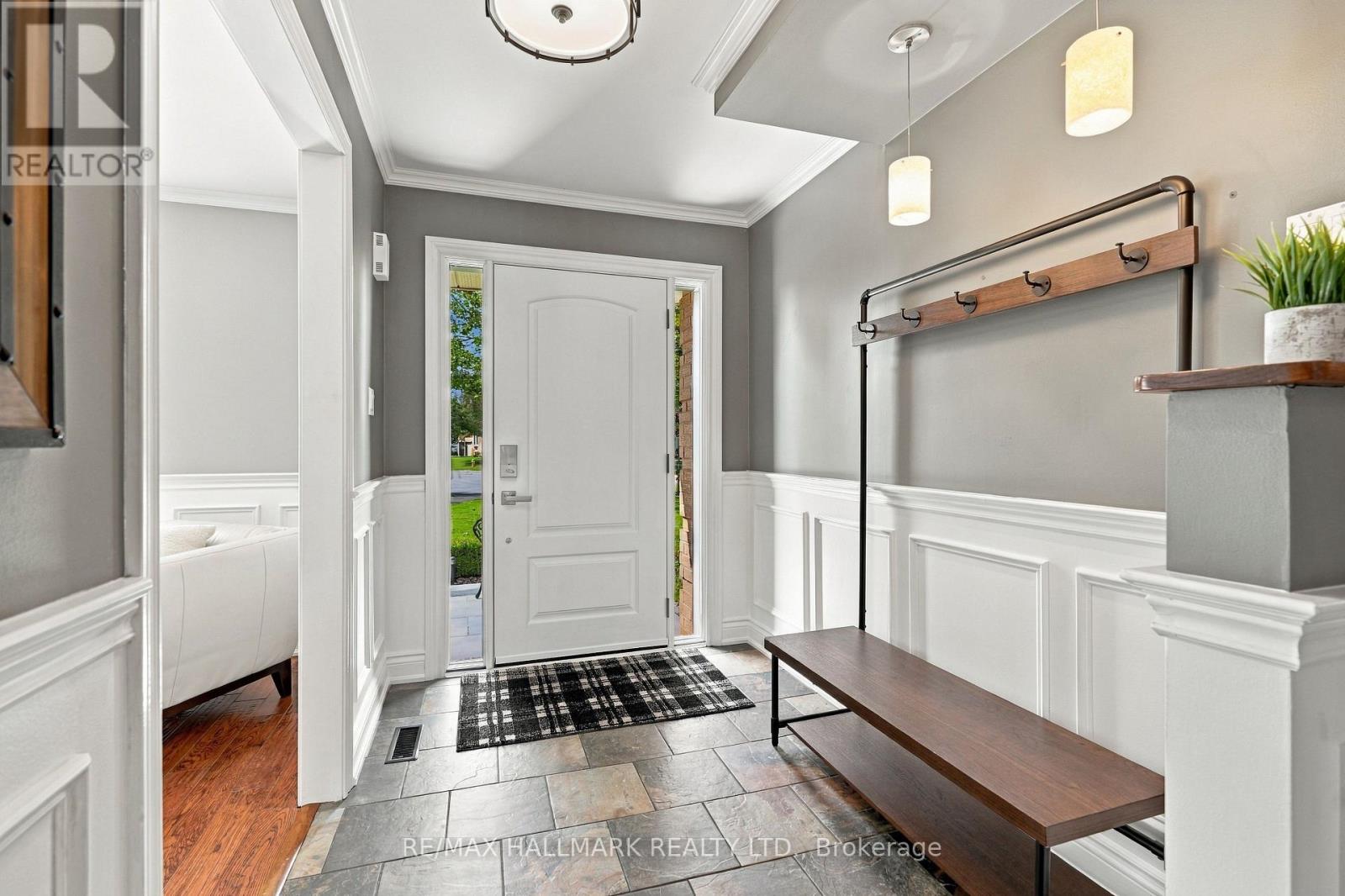 13 TOBY COURT, East Gwillimbury (Holland Landing) — photo 6