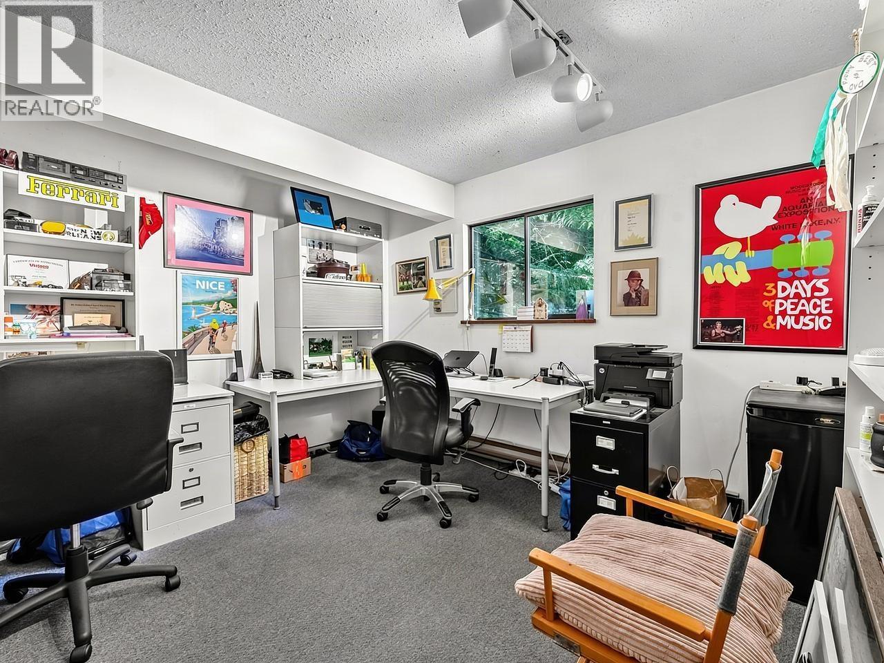 8568 BEDORA PLACE, West Vancouver