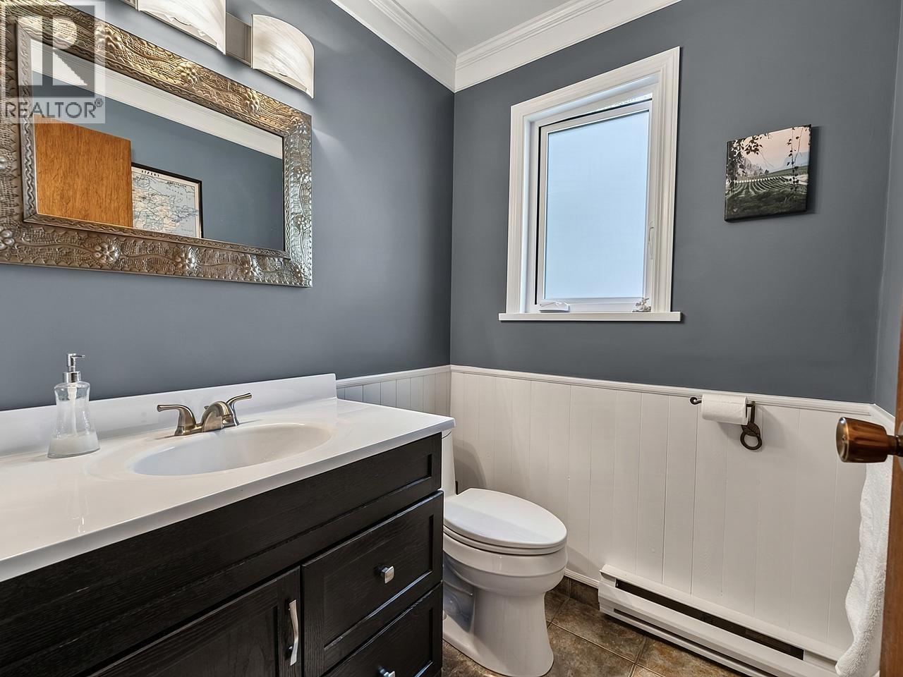 8568 BEDORA PLACE, West Vancouver