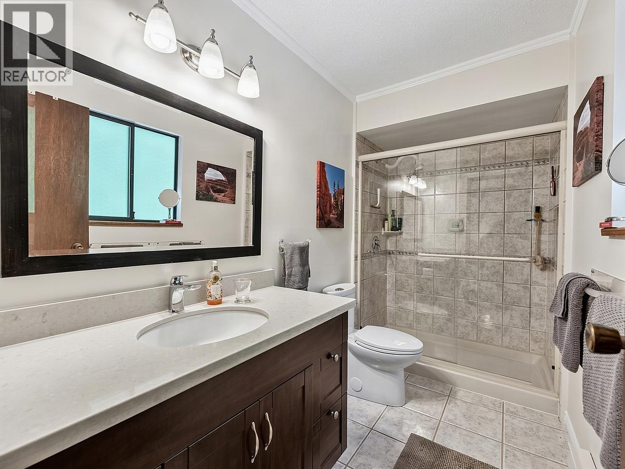 8568 BEDORA PLACE, West Vancouver