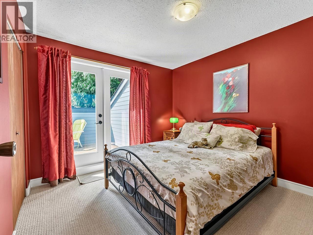 8568 BEDORA PLACE, West Vancouver