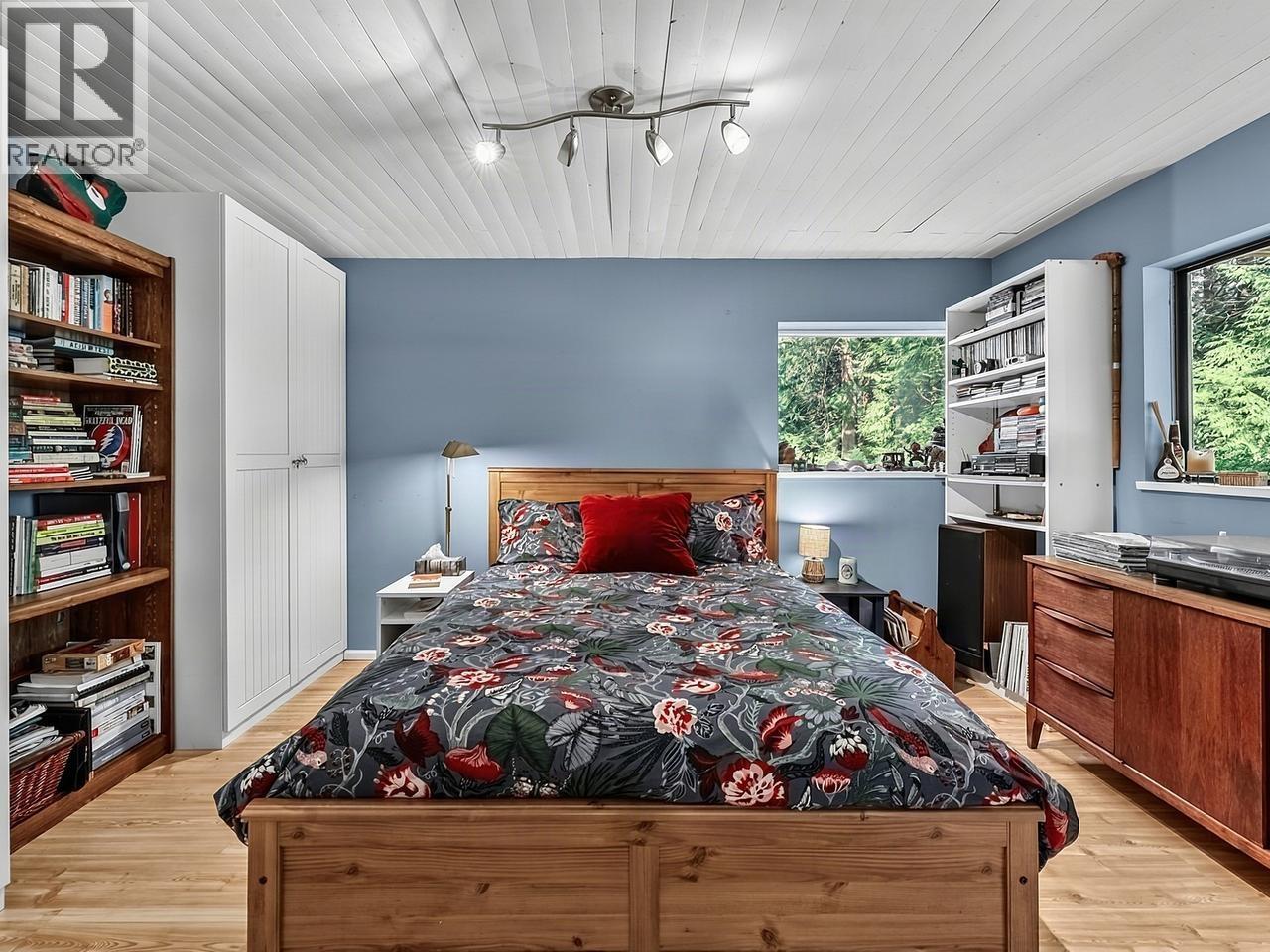8568 BEDORA PLACE, West Vancouver