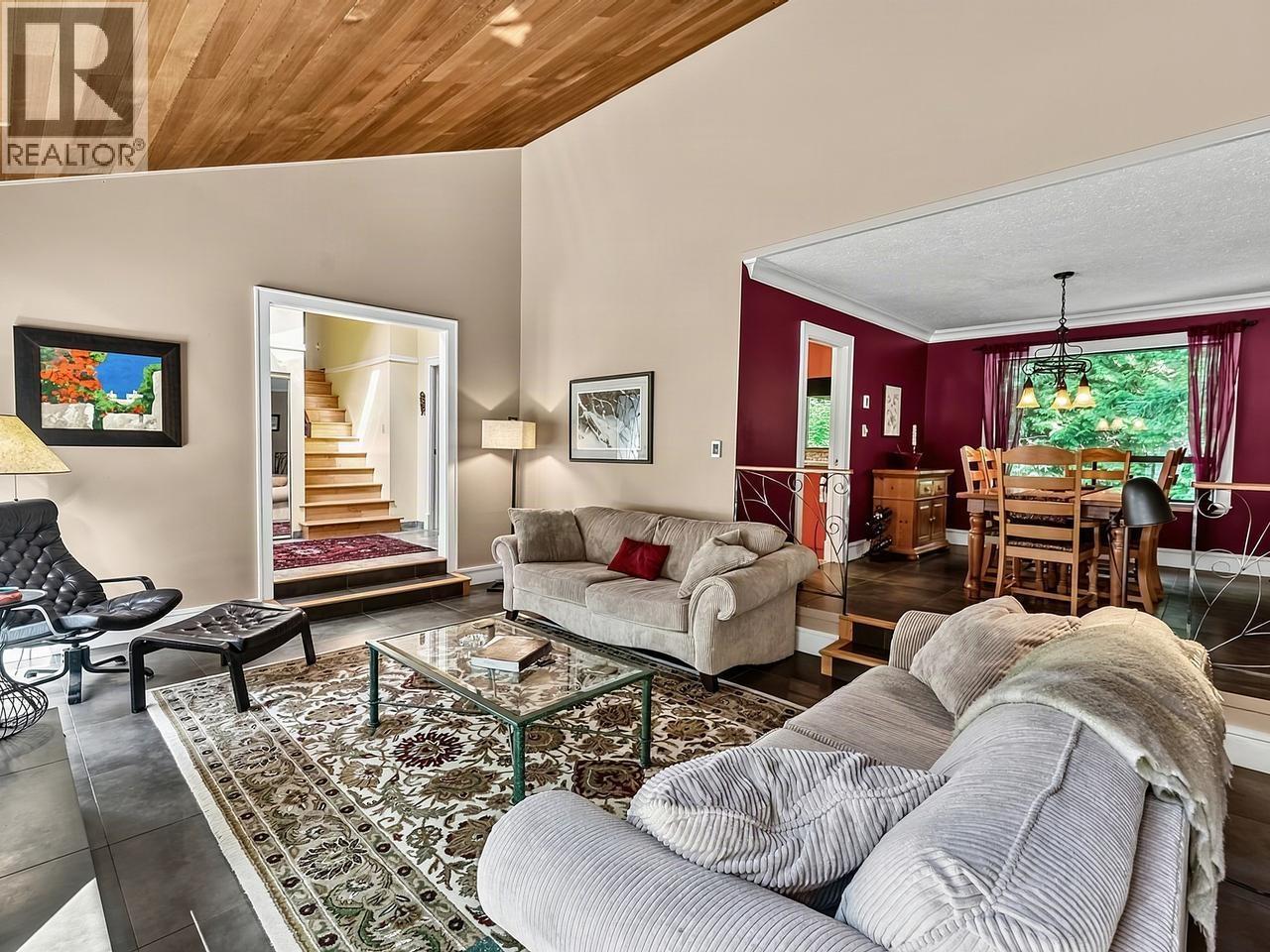 8568 BEDORA PLACE, West Vancouver