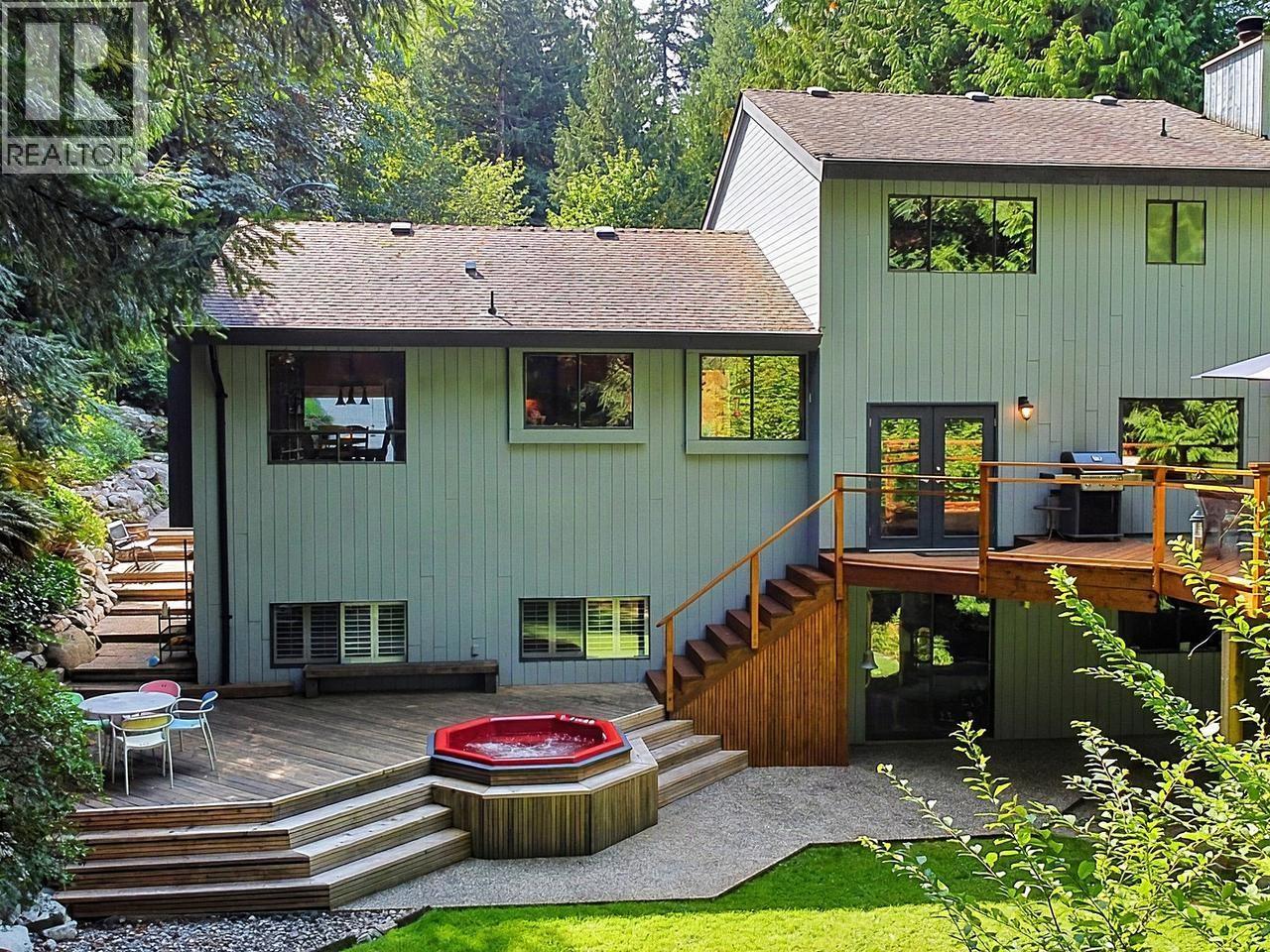 8568 BEDORA PLACE, West Vancouver