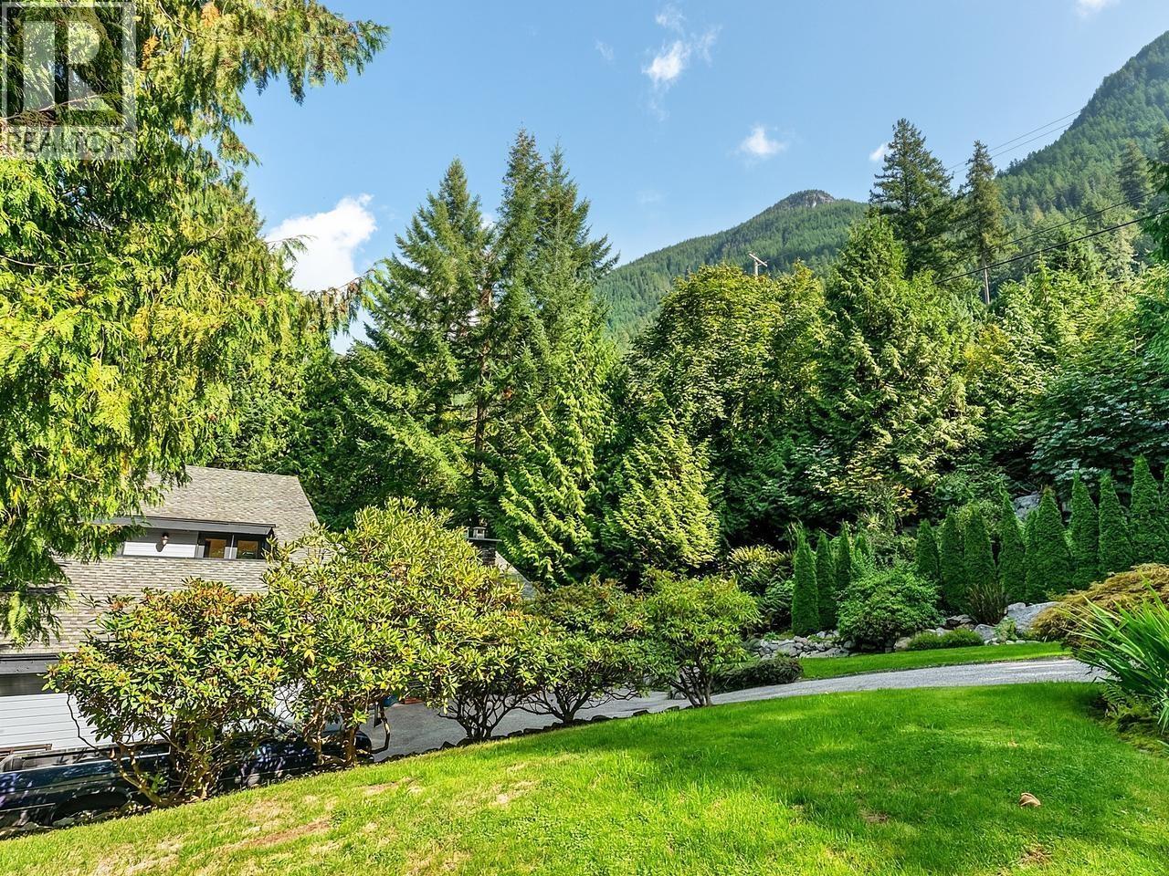 8568 BEDORA PLACE, West Vancouver