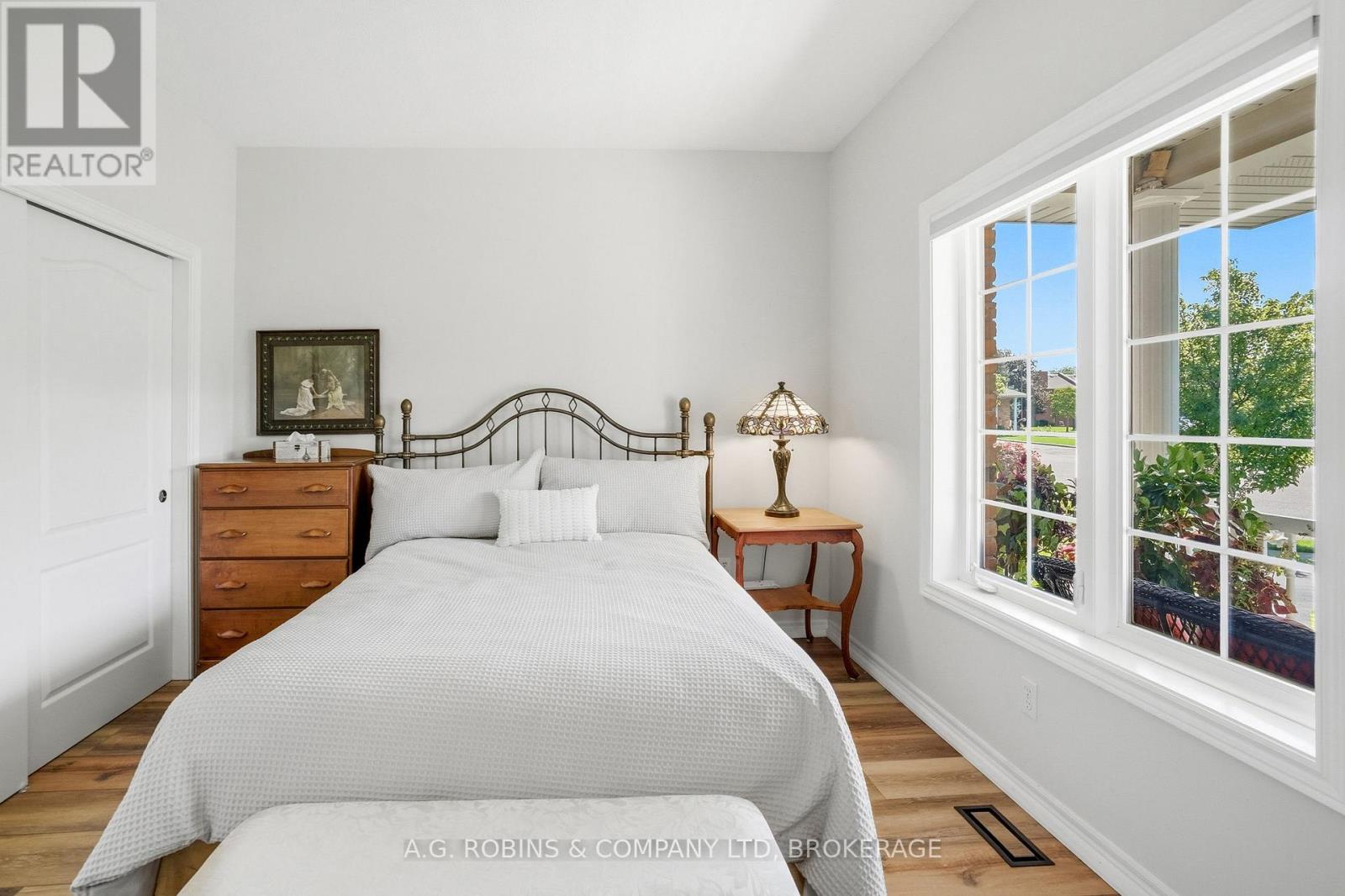 98 MAPLE STREET - Image 17