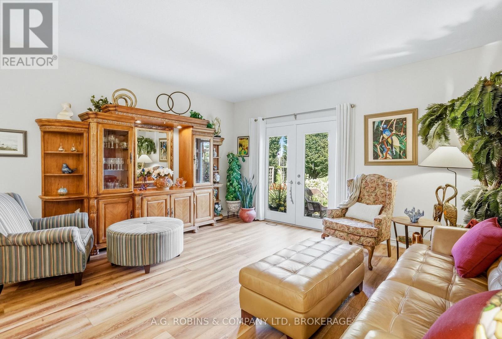 98 MAPLE STREET - 15