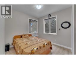 28 Saddlelake Common NE - photo 11